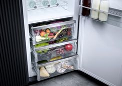 Встраиваемый холодильник Miele K 7747 C