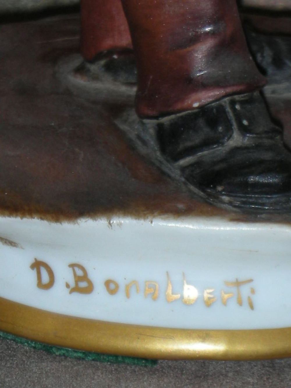Статуэтка. Фарфор. Доктор. Capodimonte. Италия
