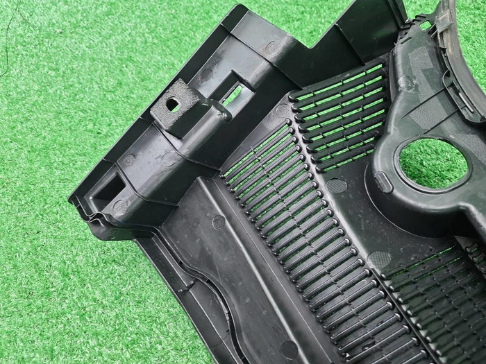 Жабо Geely Coolray (2019-2024)