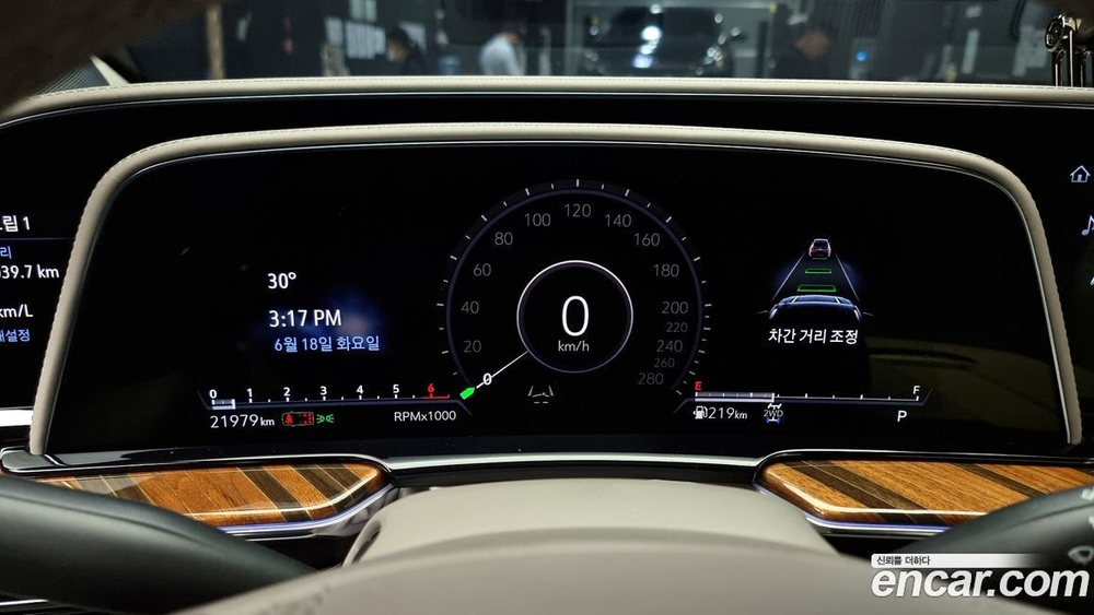 Cadillac Escalade 5 Generation 6.2 (12.2021)