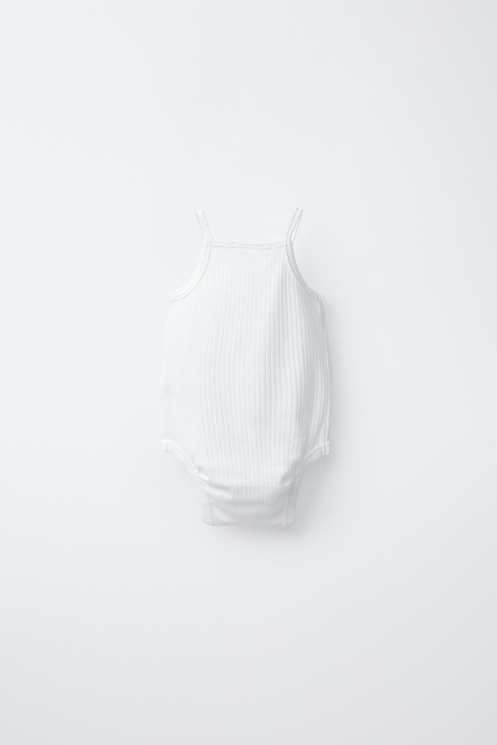 ZARA НАБОР ИЗ ТРЕХ БОДИ НА БРЕТЕЛЯХ, БЕЛЫЙ