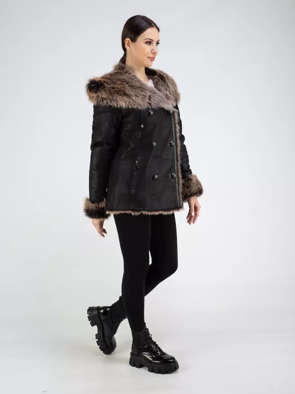 Дубленка натуральная зимняя с капюшоном Турция