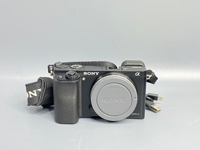 Sony A6000 42.000 кадров