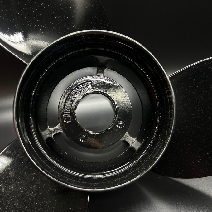 Гребной винт Mercury Black Max (14-1/4х21R)