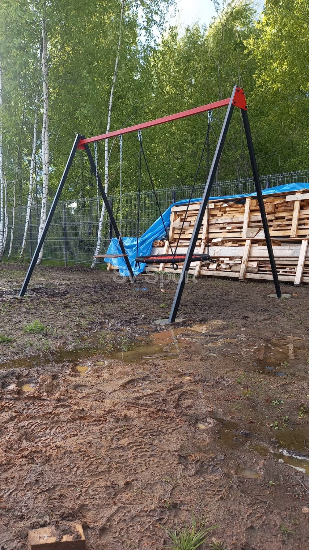 Монтаж уличных качелей Sv Sport