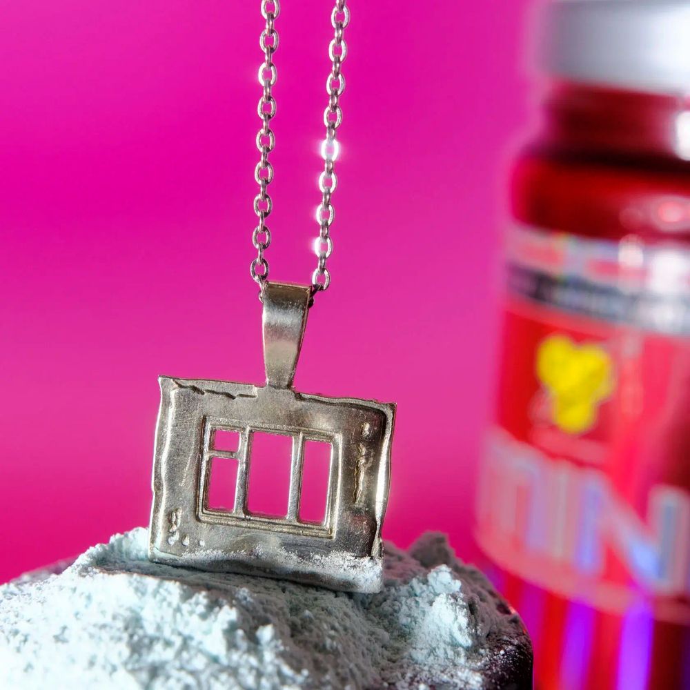 Подвеска Двор Окно