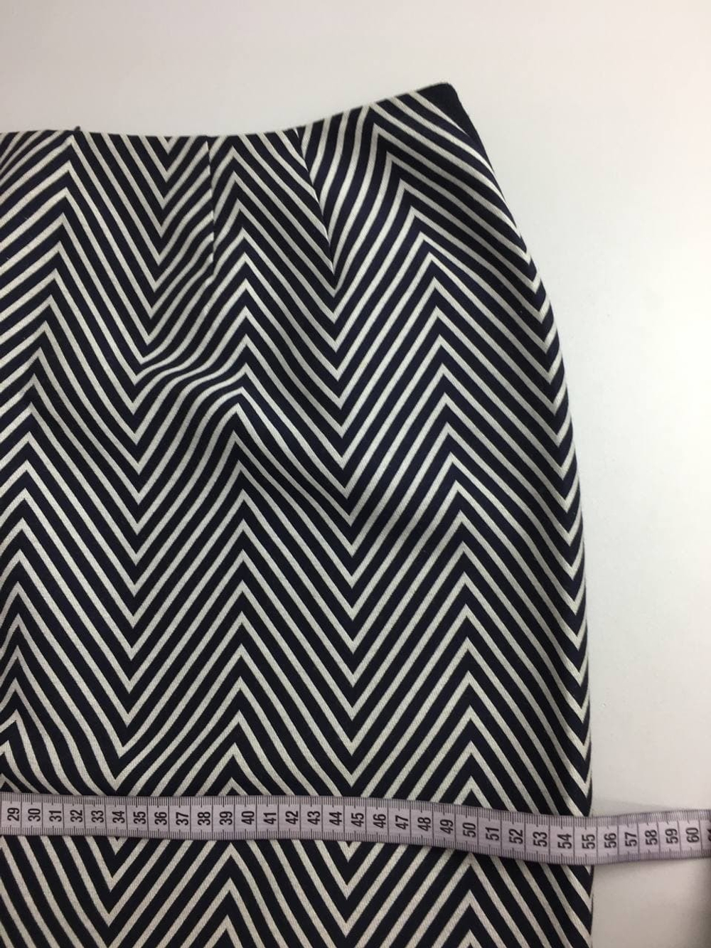 Костюм CATERINA LEMAN  деловой 48 размер