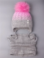 Шапка для девочки зимняя вязаная с помпоном и снуд
