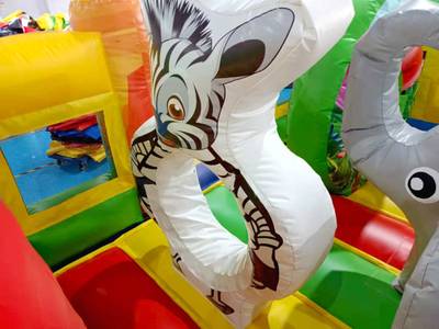 Детский надувной батут «Попугайчики» без горки, размер 3,5*3,5*2,5 м.