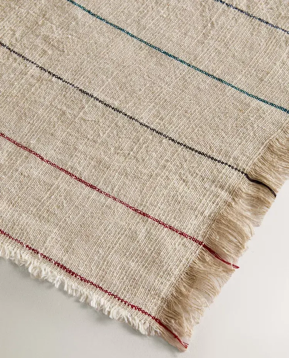 ZARA HOME ПЛЕД В КОНТРАСТНУЮ ПОЛОСКУ, СВЕТЛО-БЕЖЕВЫЙ