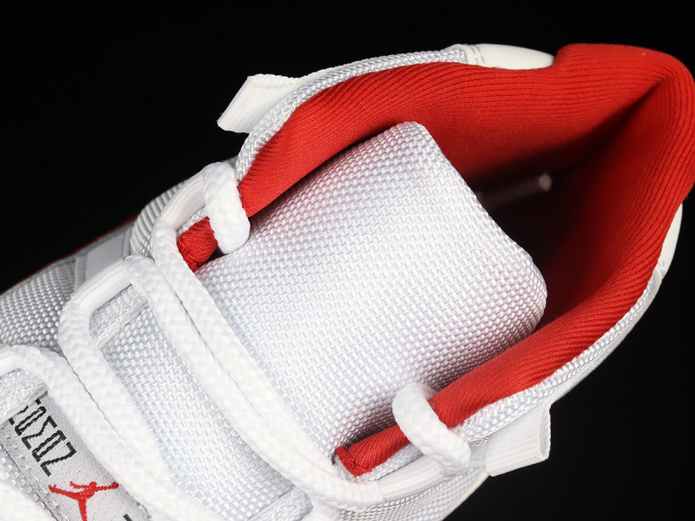 Air jordan 11 retro cherry cheap