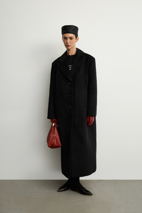 Пальто оверсайз с объемными листочками