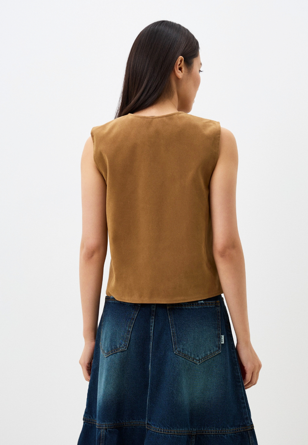 Костюмный жилет