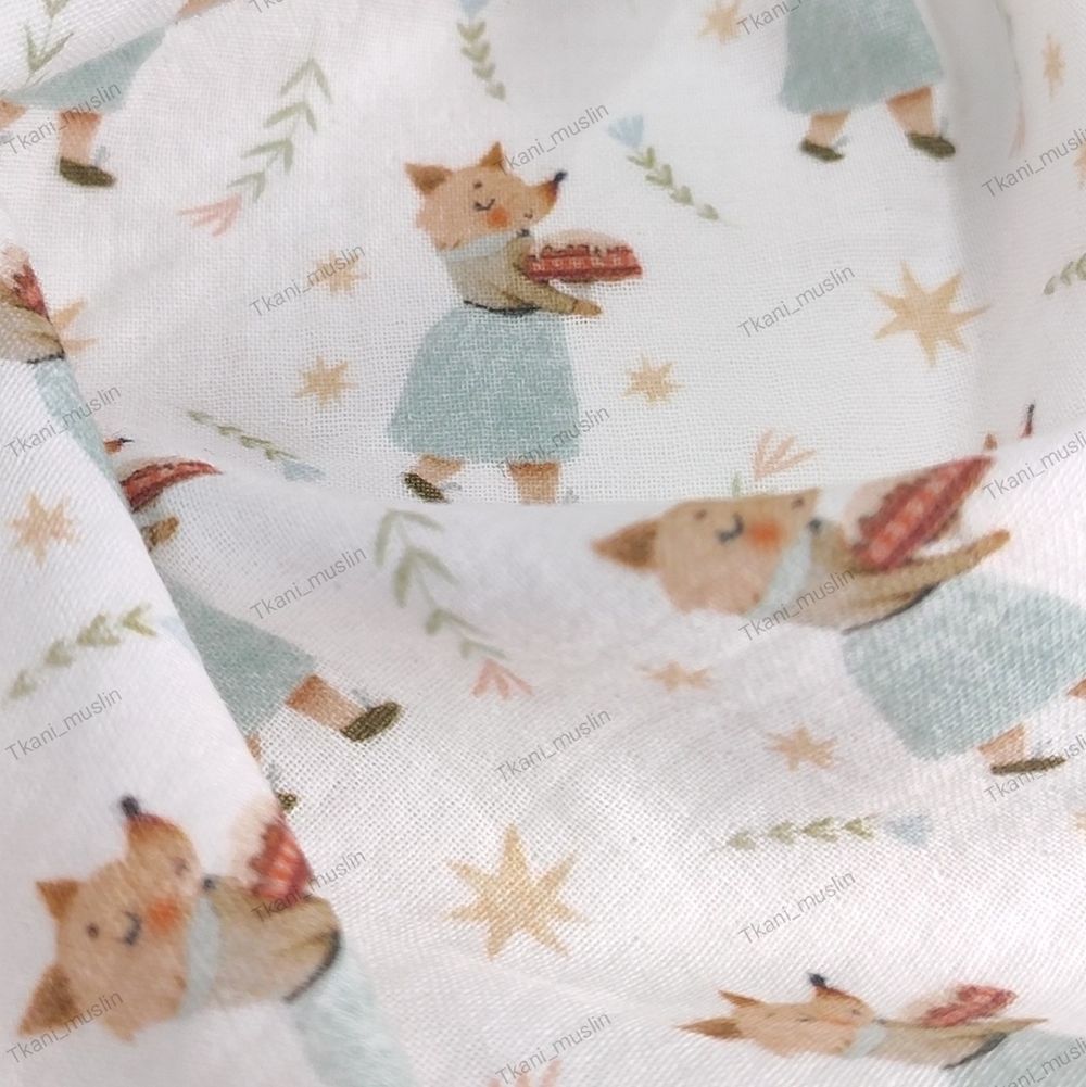 Лисичка с десертом