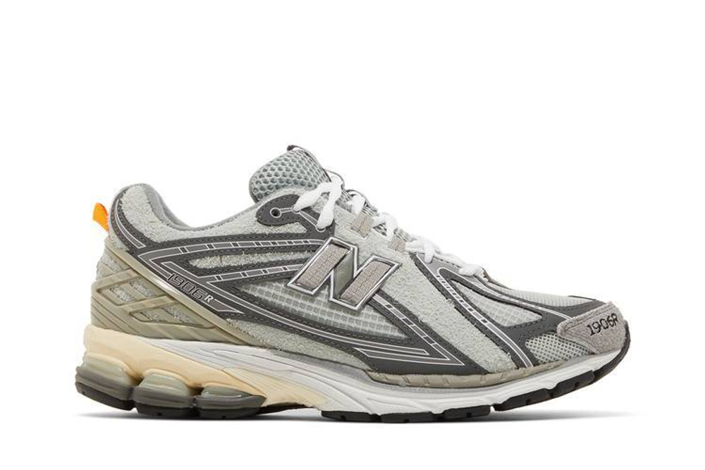 Кроссовки Invincible X N.Hoolywood X New Balance 1906R