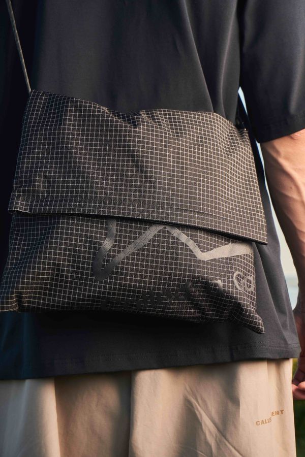 Сумка Artifact Pro Jet Black - фото 7