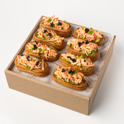 Сет мини-эклеров с крабом