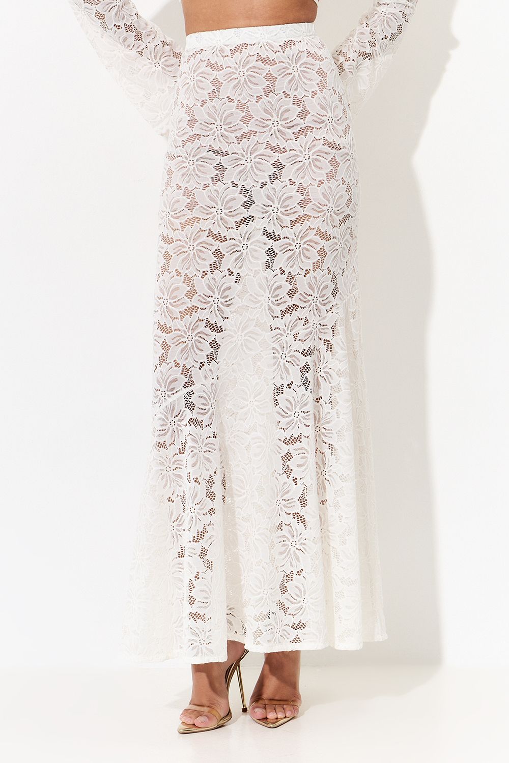 Кружевная юбка макси молочного цвета