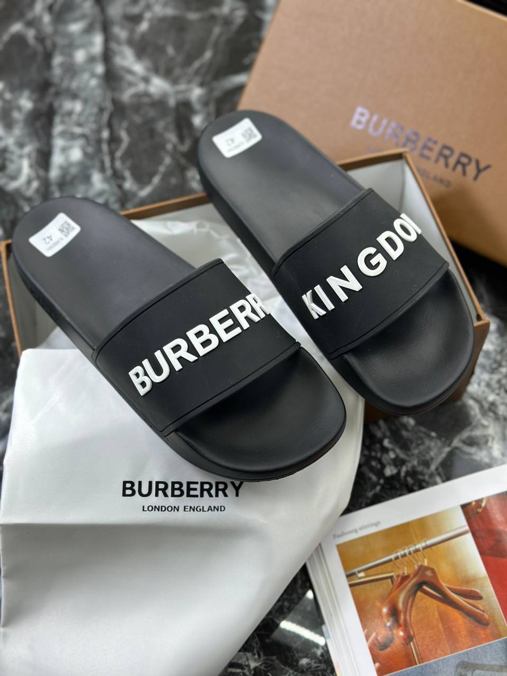 Шлепанцы Burberry