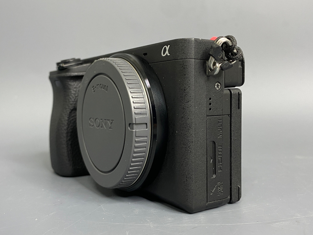 Sony A6400 Треснуто стекло видоискателя 1.500 кадров