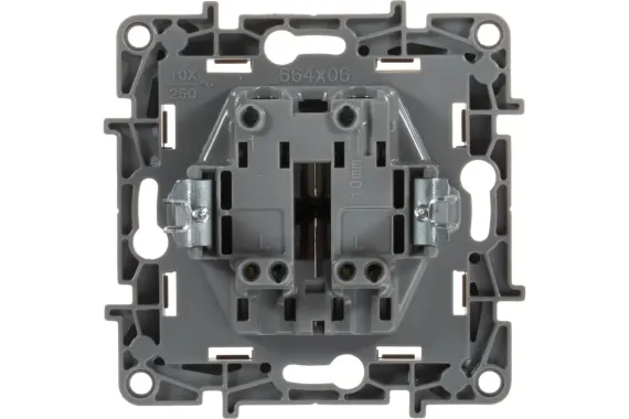 Выключатель Legrand Etika 2-клавишный слоновая кость 25679