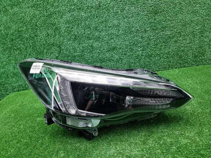 Фара правая Subaru XV 2 GT (2017-2023) LED