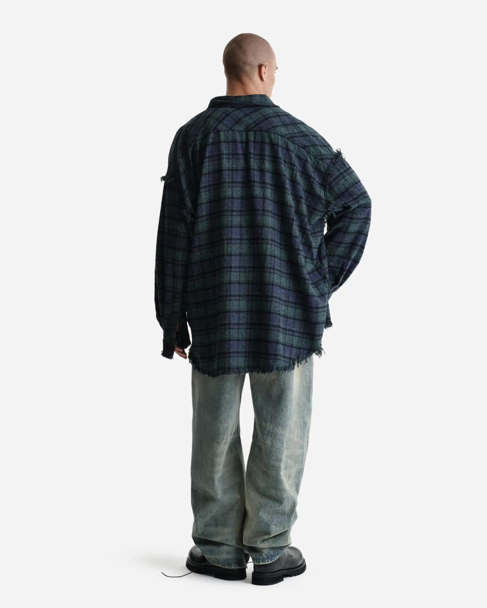 Рубашка в клетку с необработанным краем сине-зеленая