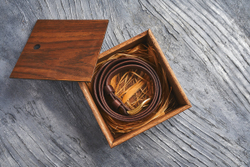 Ремень из гладкой итальянской кожи, цвет «шоколад», латунная пряжка