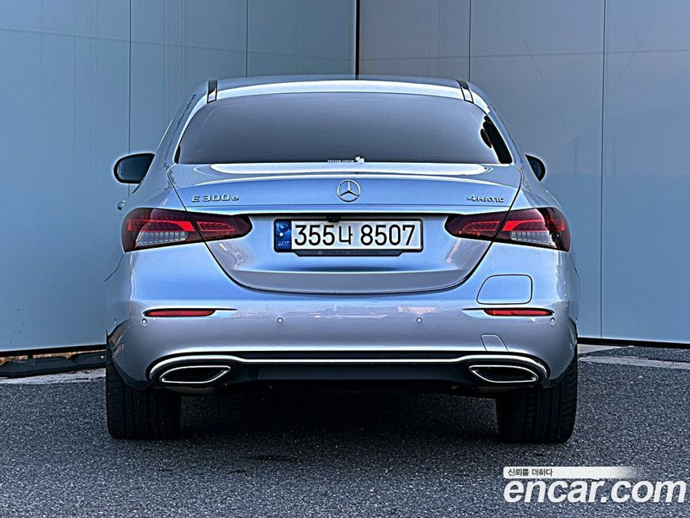 Mercedes-Benz E-Class W213 E300e 4MATIC Exclusive (05.2021)