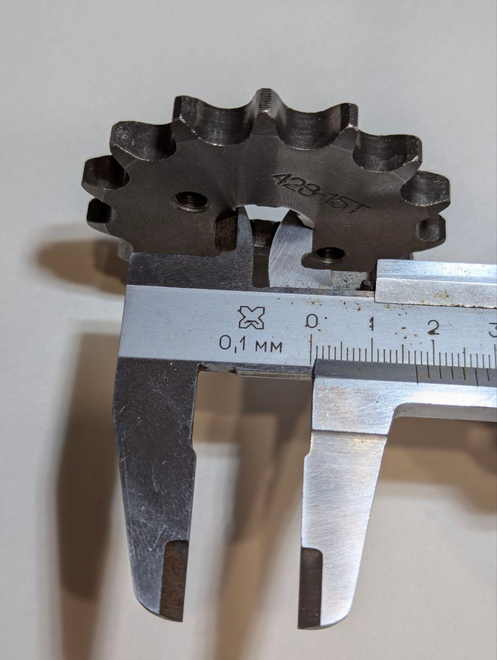 Звезда ведущая передняя для питбайка, мопеда (428-15Т) 17мм сталь