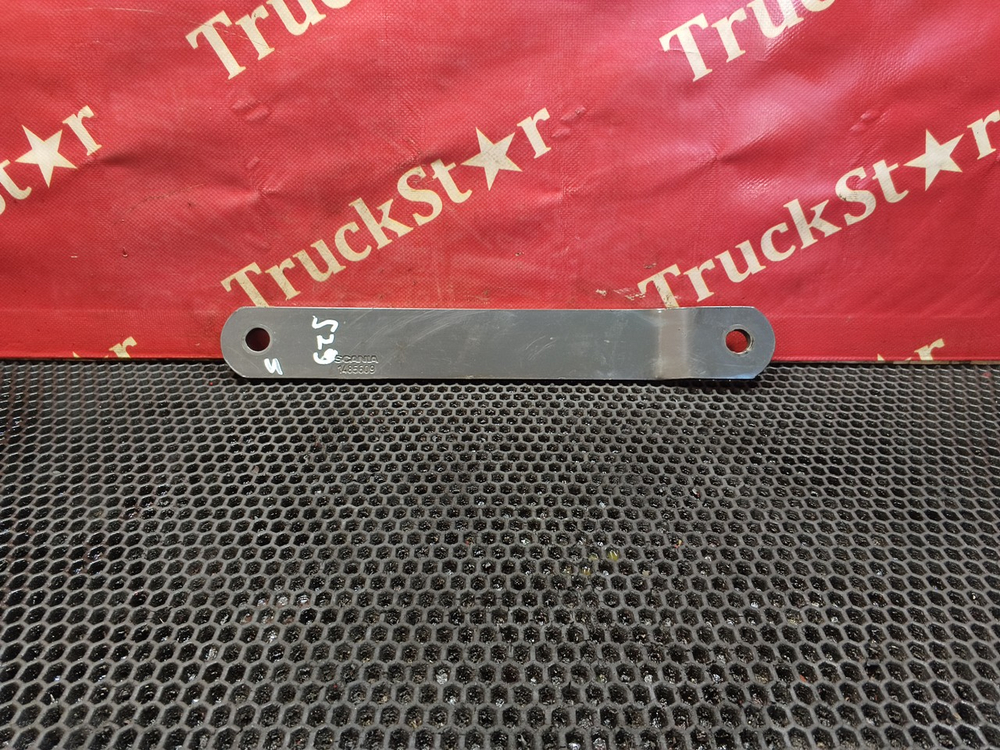 Стойка переднего стабилизатора