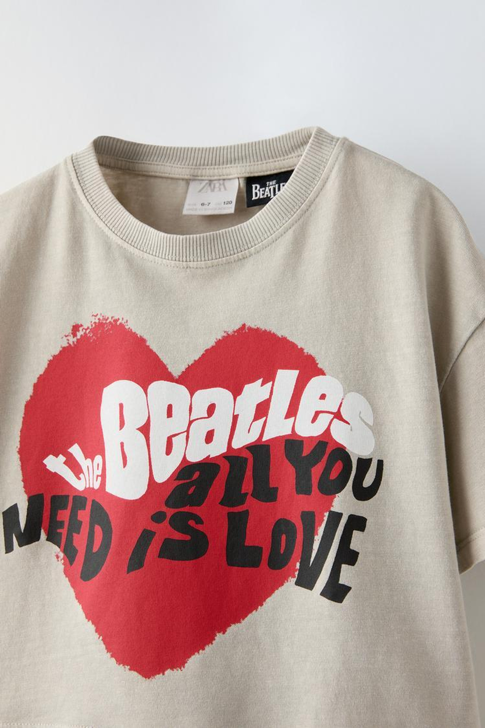 ZARA ФУТБОЛКА С ПРИНТОМ THE BEATLES®, СЕРЫЙ