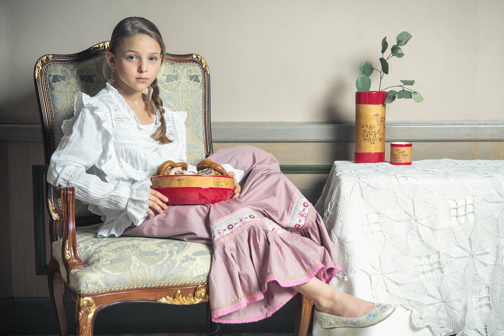 Кружка малая фарфоровая без ручки c берестой. Коллекция Onfim (Онфим)