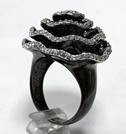 Ювелирное кольцо Эстерелла