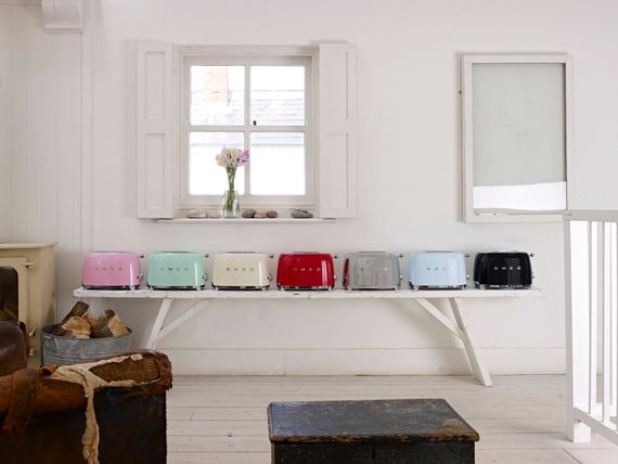 Тостер Smeg TSF01RDEU