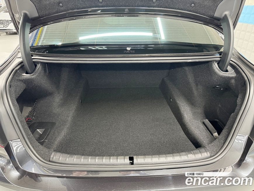BMW 5 Series (G30) 520i Luxury (03.2020)