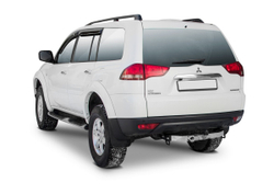 Фаркоп торцевой Berg для Mitsubishi Pajero Sport 2,3, шар F, 2000/75 кг, F.4015.001