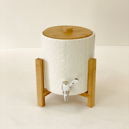 Бочонок с краником на деревянной подставке «Сканди», 3,3 л