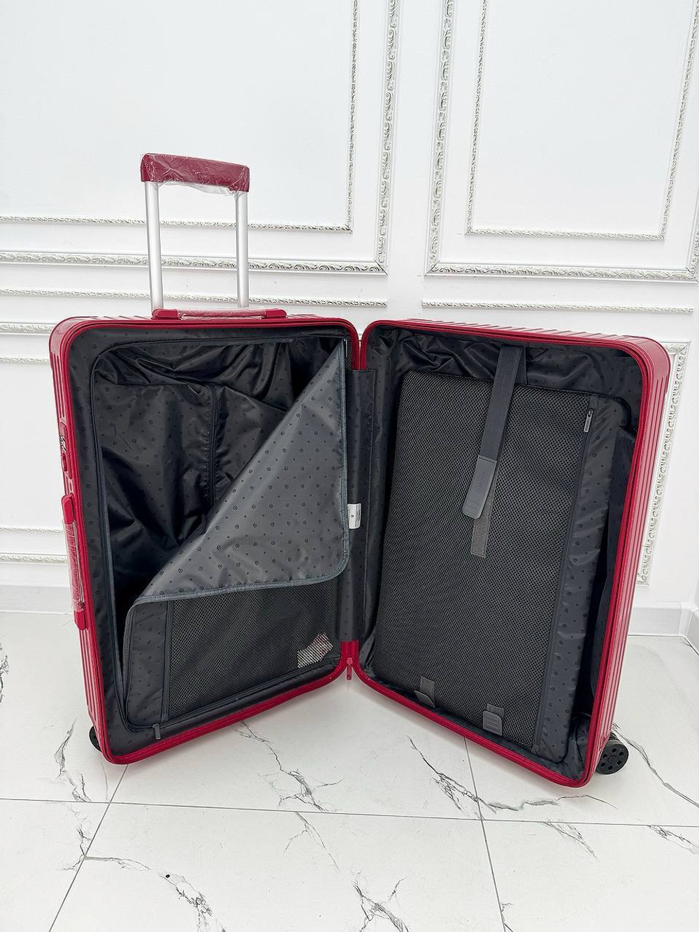 Чемодан Rimowa М