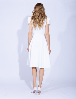 Женское белое платье миди с пуговицами