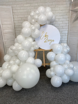 Фотозона на мольберте