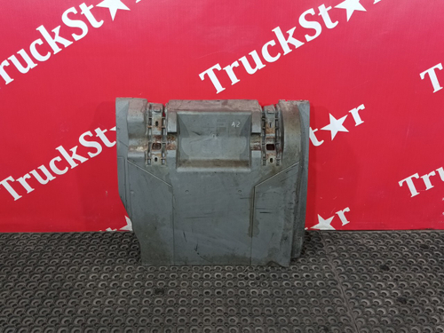 Крыло заднее левое передняя часть