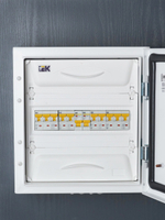 KARAT Автоматический выключатель ВА47-60M 2P C 20А 6кА IEK