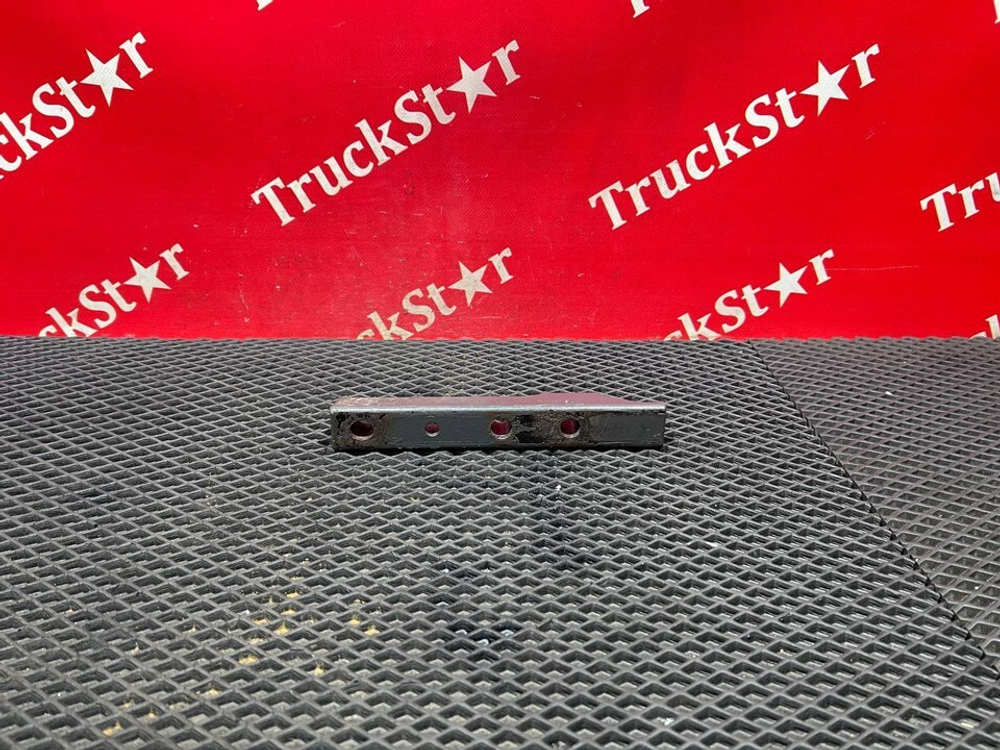 Проставка кронштейна кабины