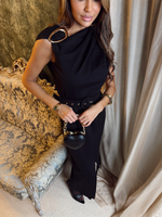 Платье в пол с разрезом спереди