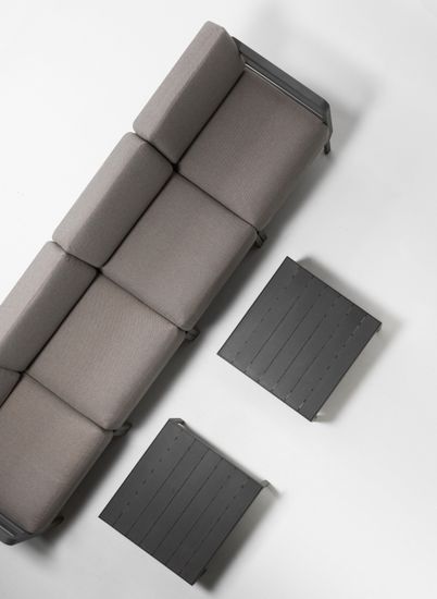 Столик пластиковый кофейный Maximo