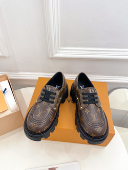 Louis Vuitton Checker Derby