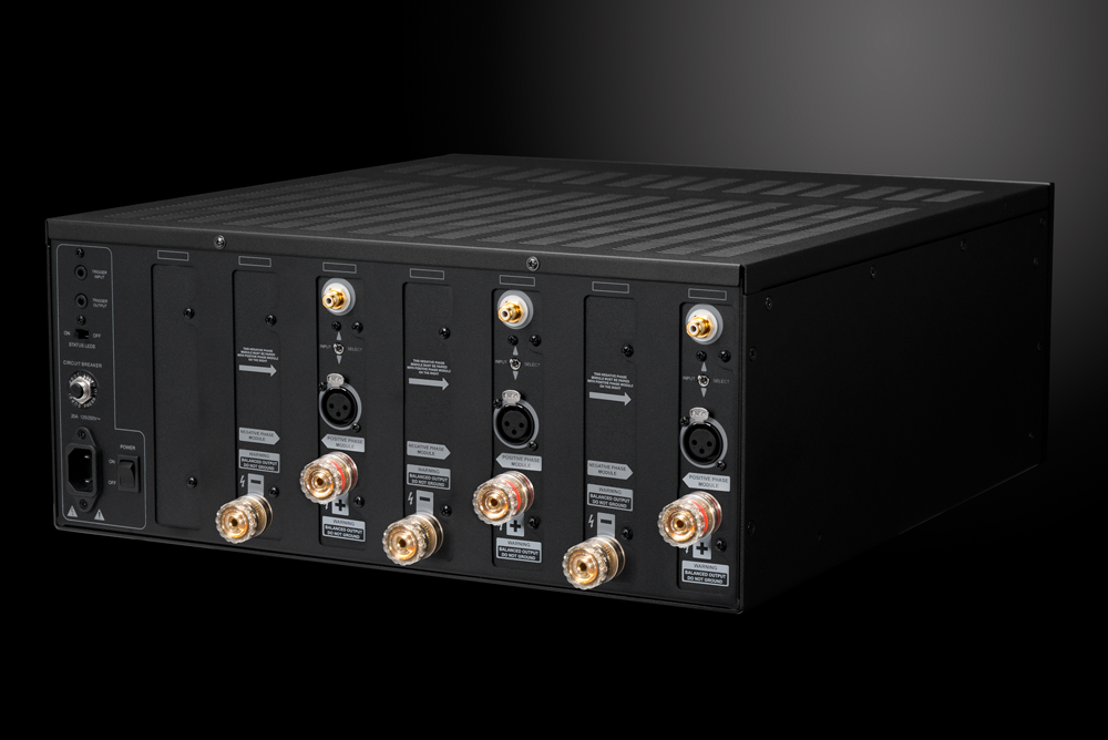 Emotiva XPA-DR3, 3-канальный усилитель мощности