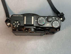 Nikon Coolpix P7000