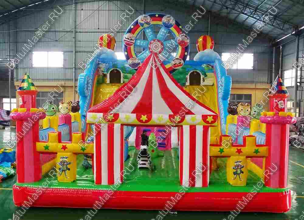 Коммерческий надувной батут "Парк развлечений", размер 13*7*6 м